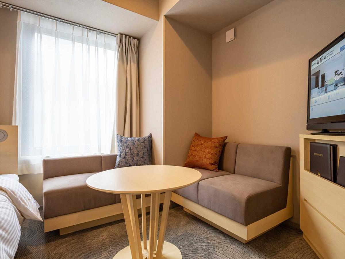Hotel Wbf Shin-Osaka Skytower Екстериор снимка