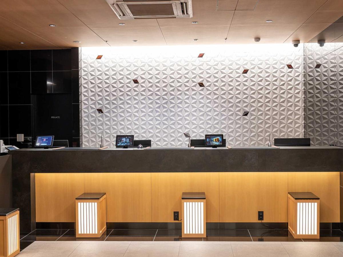 Hotel Wbf Shin-Osaka Skytower Екстериор снимка